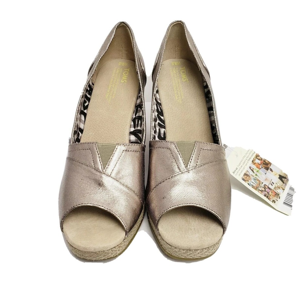 Toms 9.5 M silver twill wedge heel Pewter Bennet peep toe‎ with box and shoe bag